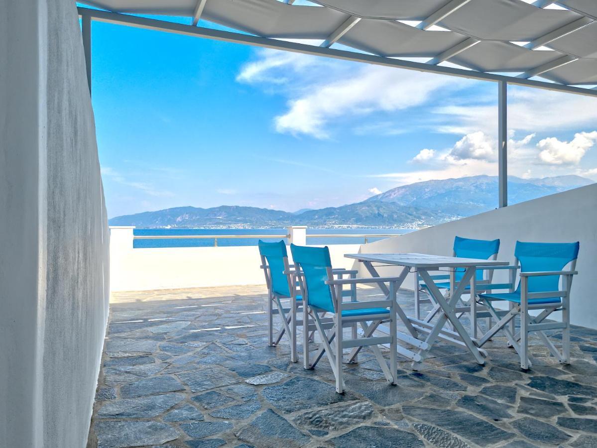 Epipleon Luxury Suites -104- Δωμάτιο 35Τμ Με Βεράντα 35Τμ Μπροστά Στη Θάλασσα Nafpaktos Zewnętrze zdjęcie