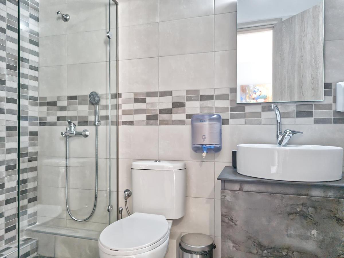 Epipleon Luxury Suites -104- Δωμάτιο 35Τμ Με Βεράντα 35Τμ Μπροστά Στη Θάλασσα Nafpaktos Zewnętrze zdjęcie