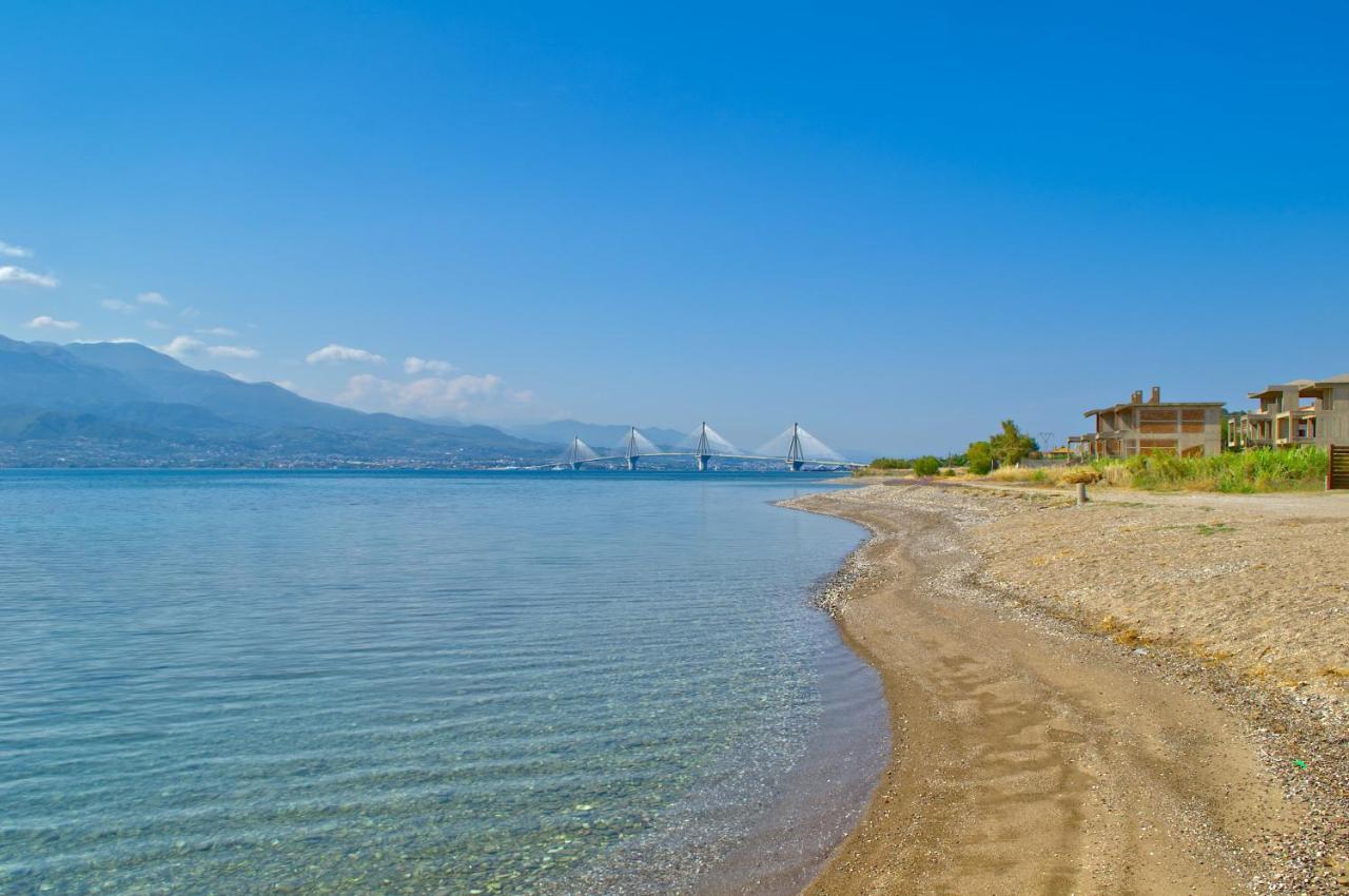 Epipleon Luxury Suites -104- Δωμάτιο 35Τμ Με Βεράντα 35Τμ Μπροστά Στη Θάλασσα Nafpaktos Zewnętrze zdjęcie